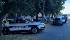 DRAMA NA VOŽDOVCU Drogirani vozač pokušao da pobegne patroli, pa udario u policijsko vozilo - ima povređenih