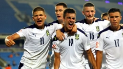 CRVENO-BELI OSTAJU BEZ JOŠ JEDNOG BISERA Reprezentativac Srbije pred selidbom u Nemačku