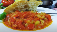 SAZNALI SMO RECEPT ZA ČUVENI BUGARSKI SATARAŠ: Najjeftiniji i najukusniji ručak koji ćete pojesti ovog leta