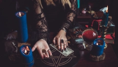 OVAKO VAM SVEMIR PORUČUJE OČEKUJE VELIKI DOBITAK Ako viđate ove simbole, to je znak da će vam novac uskoro pasti sa neba!