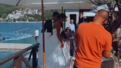 BAJKA NA OBALI MORA Ana Dabović bacila je bidermajer, a evo i kako izgleda restoran u kom se događa magija (FOTO)