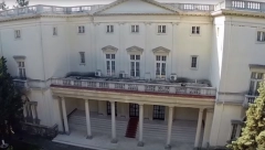 BELI DVOR PAMTI I CRNE DANE Kralj ga sagradio, a Tito uživao u njemu!