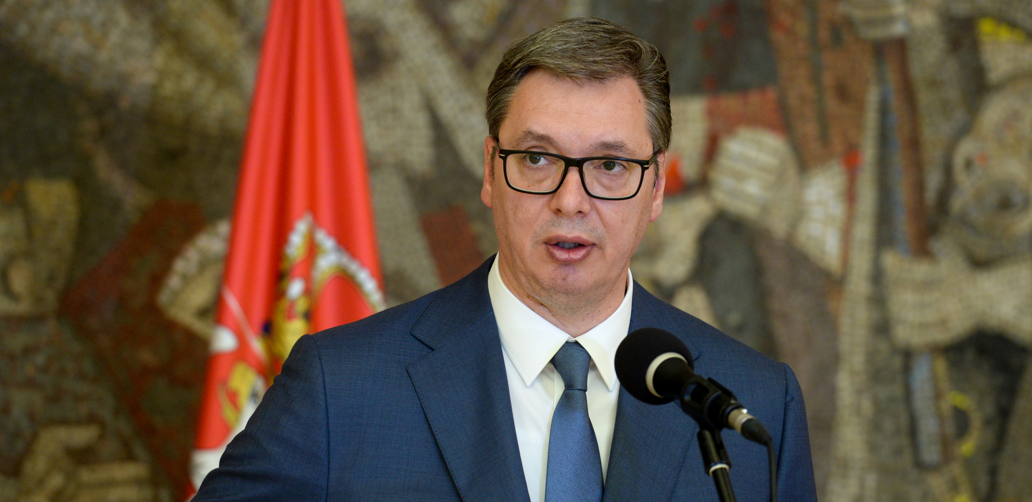 VUČIĆ SE SUTRA OBRAĆA JAVNOSTI Predsednik će održati konferenciju u 11 časova