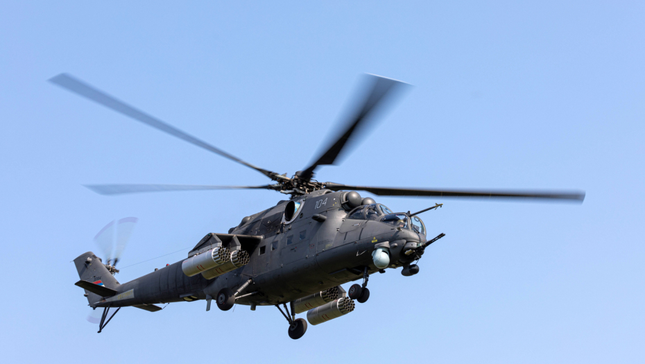 MOĆNE ČELIČNE PTICE NA NEBU SRBIJE Pogledajte vežbu srpskih helikopterskih jedinica (VIDEO)