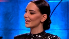OBEZBEĐENJE BRZO REAGOVALO Katarina Grujić udarila momka iz publike, želeo da joj stavi novac u dekolte "Momentalno sam odreagovala"