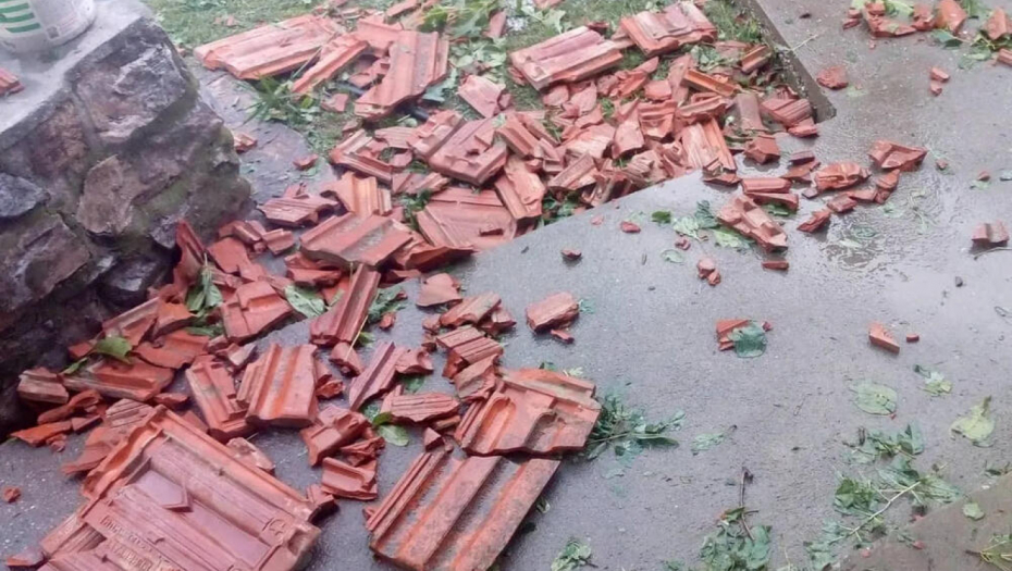RAZORNO NEVEREME KAKVO SE NE PAMTI U SRBIJI U ovom gradu vanredna situacija na snazi,  građani ne mogu da se oporave od katastrofe (FOTO)