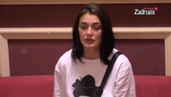 VIKTORIJA MITROVIĆ IZGUBILA BEBU Bivša zadrugarka se oglasila na Instagram profilu, pa iznela saopštenje