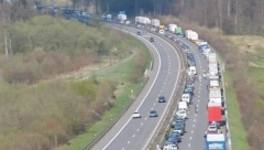 DETALJI HAOSA KOD LESKOVCA Povređeni svi u krvi, neki zarobljeni u vozilima, ekipa Hitne pomoći doživela povrede