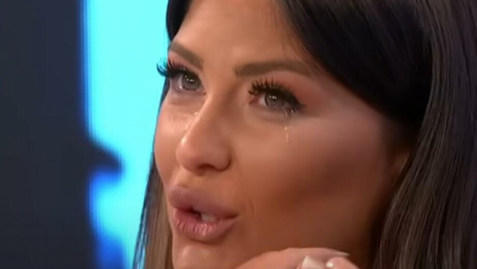 POZLILO JOJ TOKOM EMISIJE Ana Radulović završila u bolnici, oglasila se i otkrila na šta lekari sumnjaju!