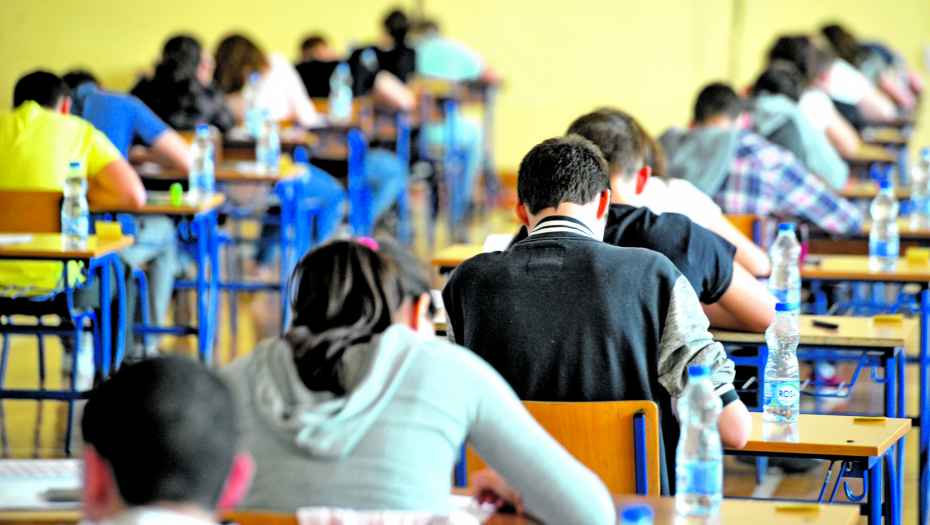 BIOLOGIJA NAJPOPULARNIJA Najmanje osmaka želi fiziku na završnom testu
