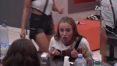 ZOLI SE SVIĐA VIKTORIJA Nevena Savić doživela pomračenje zbog Čolića, pa iz sve snage zaurlala na Viki, skandal za crnim stolom