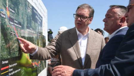 "PONOSAN SAM NA TO KOLIKO SE SRBIJA PROMENILA" Vučić: Srbija će nastaviti da gradi i radi na važnim projektima (VIDEO)