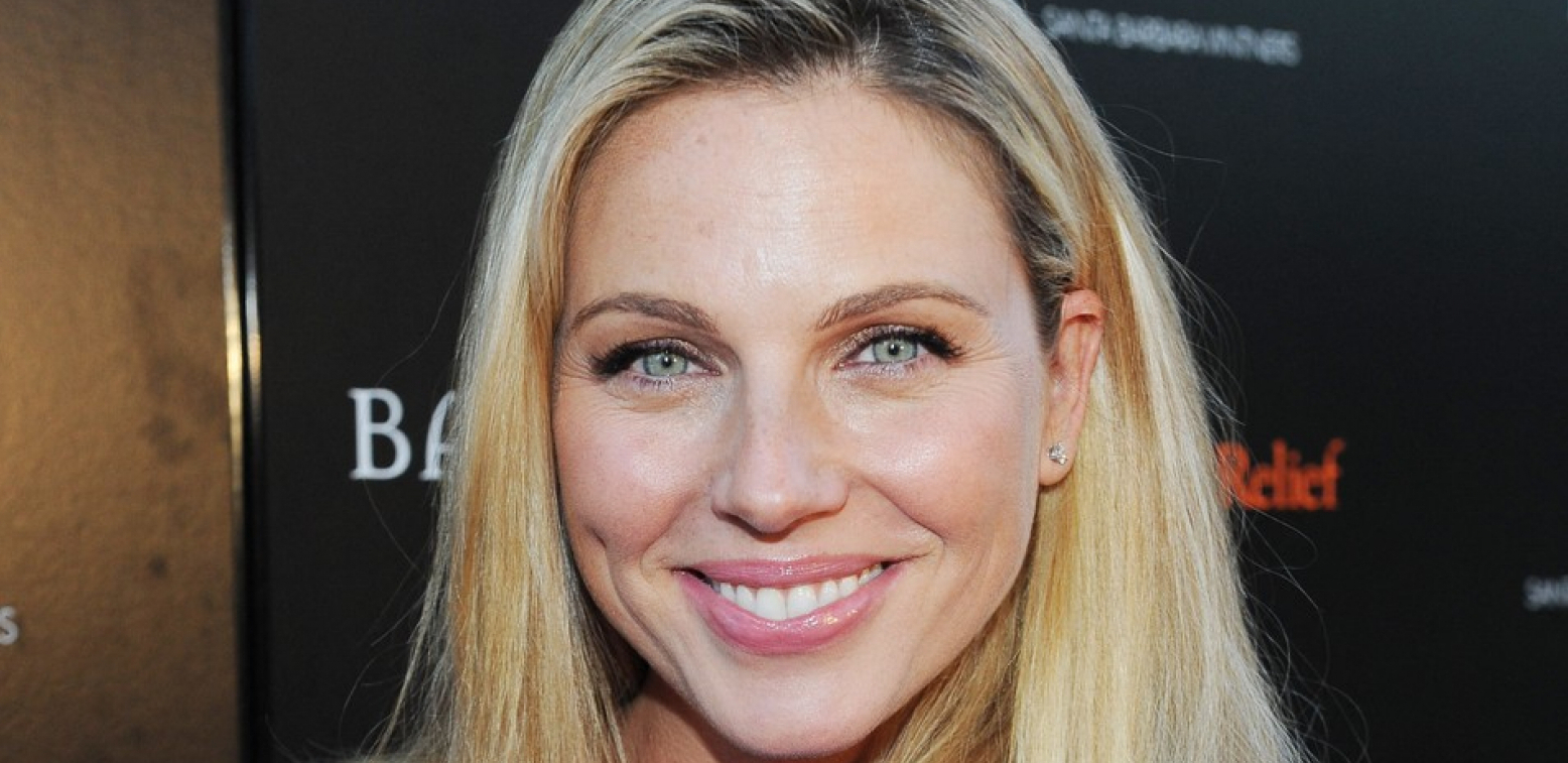 KO JE BEOGRAĐANKA IVANA KOJA JE ZALUDELA HOLIVUD Udala se za milionera, kupa se u luksuzu i živi život kao iz bajke