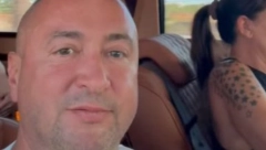 IDEMO FAMILIJO! Đani se sa svojom porodicom ludo provodio u luskuznoj limuzini (FOTO)