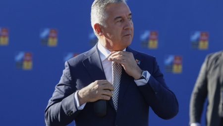 DRŽAVNI UDAR Najteži napad na demokratiju: Đukanović odbio da da mandat Lekiću
