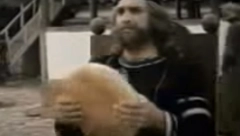 DA LI STE PRIMETILI NAJLUĐE GREŠKE U SRPSKIM FILMOVIMA Traktor u Boju na Kosovu, kamerman "uhvaćen" u Balkanskom špijunu