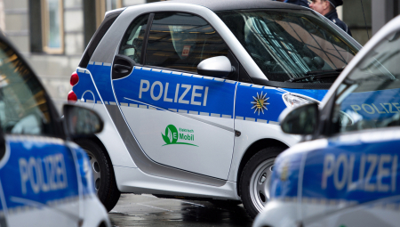 BIZARNI INCIDENT U AUSTRIJI Srbin obio automobil, pa zaspao na zadnjem sedištu!