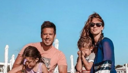 TORTA, PLAŽA I OSMESI! Nikola Rokvić za rođendan odveo porodicu na ovu egzotičnu destinaciju, oglasila se i njegova majka (FOTO)