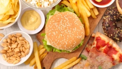 MAKSIMALNO IH IZBEGAVAJTE Kardiolog upozorio na najgore priloge iz restorana brze hrane