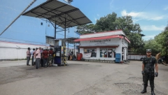 ZEMLJA KOJA JE SUOČENA SA NAJGOROM EKONOMSKOM KRIZOM Zalihe benzina u Šri Lanki dovoljne za manje od jednog dana, zatvorene škole
