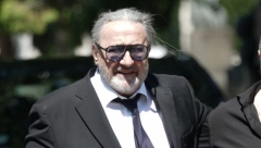 MALO JE NEURAČUNLJIVA, ČESTO IDE NA LEČENJE Miša Grof isprozivao Jovanu Jeremić, nije birao reči, a onda šokirao izjavom o Nikolini Pišek