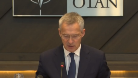 POSLE RAZGOVORA S VUČIĆEM O KOSOVU Stoltenberg: Kfor spreman da interveniše ako je stabilnost ugrožena