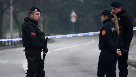 DRAMA NA CRNOGORSKOJ GRANICI Uhapšen srpski begunac, tražio ga Interpol!