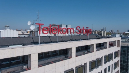TELEKOM OBARA REKORDE Dao državi 4 milijarde evra, dok konkurencija gubi korisnike i zakida na porezima