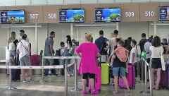 SRBI SE VRAĆAJU SA LETOVANJA I SVI SE ŽALE NA JEDNO Lekari upozoravaju na najveće leglo infekcije