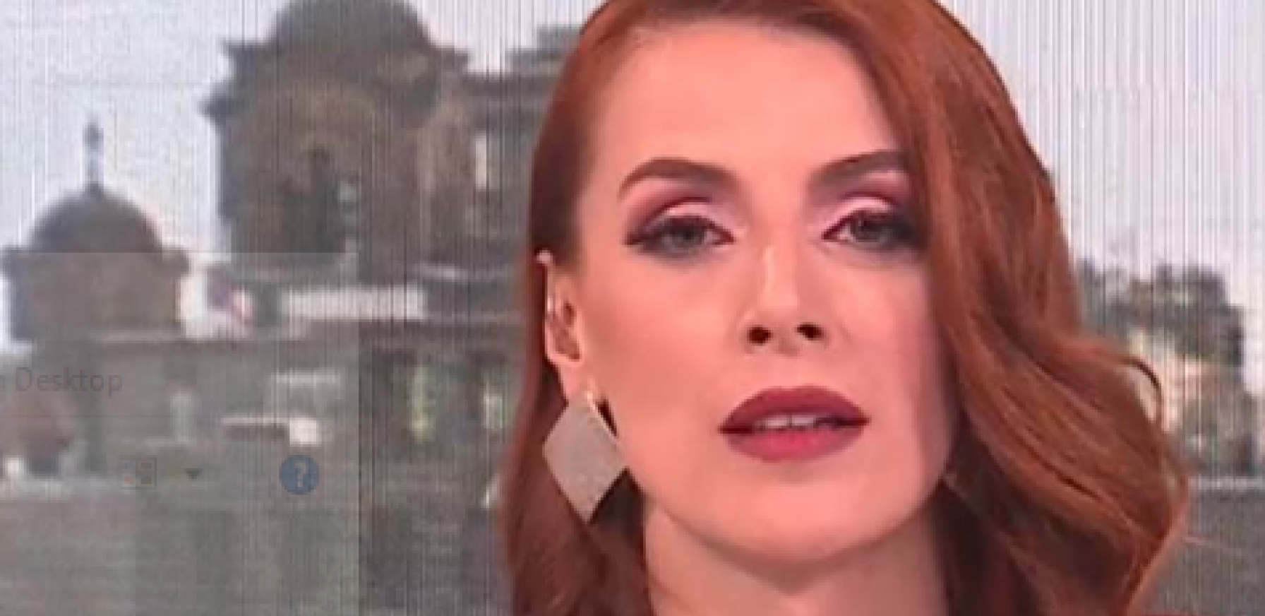 ZMIJA U JUTARNJEM PROGRAMU! Voditeljka prestravljena, krenule joj suze od straha, pokušavali da je smire (FOTO)