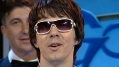 PREREZAO VENE, PROMENIO VERU! Bojanu Tomoviću su predviđali blistavu karijeru, njegove hitove svi znamo, a evo kako danas pevač izgleda (FOTO)