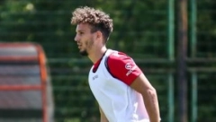 ZVEZDA URADILA STRAŠAN POSAO Htelo ga pole Evrope, nudili milione, on potpisao novi ugovor