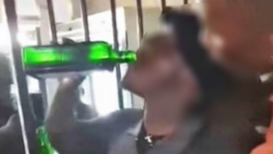 SVE VIŠE PIJANIH TINEJDŽERA, SVE MANJE PRIJAVA INSPEKCIJI Čak ni roditelji ne prijavljuju ugostitelje koji im opijaju decu
