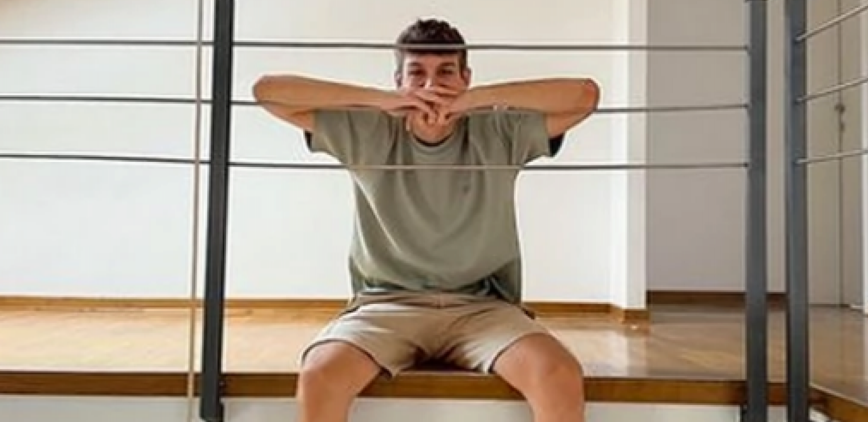 OSTVARIO SAM SVOJ NAJVEĆI SAN, KUPIO SAM STAN Srpski jutjuber Andrija Jo pokazao svoj novi dom: Od kad sam došao u Beograd, želim ovo