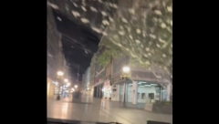 BAHATI VOZAČ ŠOKIRAO SRBIJU Vozio u suprotnom smeru na Brankovom mostu i kroz pešačku zonu Knez Mihajlove (VIDEO)