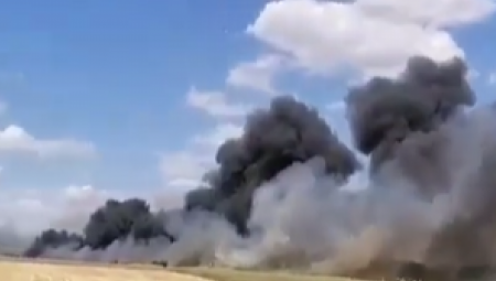 VELIKI POŽAR KOD NOVOG SADA Vatrena stihija se ne stišava, gusti dim kulja na sve strane! (VIDEO)
