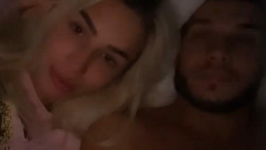 NISU MOGLI DA ODOLE Dejan i Aleks gledali Dalilu dok je raskidala sa Filipom u emisiji uživo, pa sve to objavili na društvenim mrežama (VIDEO)