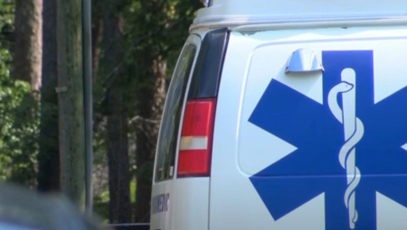 KLONULOG DEČAKA NOSILI KAO MAČE Pale mu i ruke i noge: Detalji tragične smrti u Vladičinom Hanu