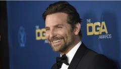 "SA OVIM NOSEM JE KAO VEŠTICA IZ SNEŽANE" Bredli Kuper izazvao haos na mrežama fotkama iz novog filma, ljudi zgroženi