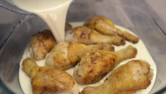 RECEPT ZA PILEĆE BATAKE U SOSU OD PARMEZANA Meso je toliko sočno da se topi u ustima!
