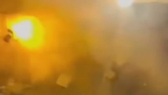 HAOS U HRVATSKOJ Maskirani huligani došli da prebiju Šveđane: Krš i lom, leteli stolovi i stolice (VIDEO)