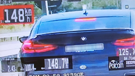 LETEO MERCEDESOM PO PUTU Prijava za prkoračenje brzine