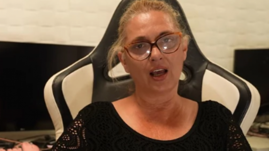 NEKO DRUGI JE NAPISAO OPROŠTAJNO PISMO Majka pokojne Kike Đukić ne prihvata da se ubila: Mojoj ćerki je moglo da se pomogne