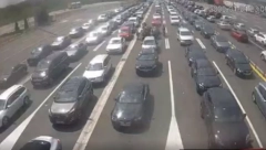 NA GRANICIMA KOLONE DUGE 4 KILOMETRA Turisti po paklenoj vrućini zarobljeni satima, evo gde je najkritičnije