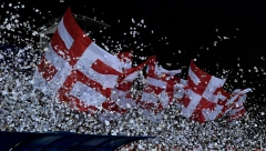 ZAKAZANA PROMOCIJA Crvena zvezda predstavlja kapitalca kojeg je čekala čitavo leto