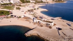 ULTRAGADNO, ŽENA JE OVO URADILA USRED BELA DANA U CENTRU SPLITA Ne mari za prolaznike, ovo je stvarno ogavno