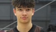 SUDAR NASLEDNIKA DVE NBA LEGENDE Peđa Stojaković i Lebron gledali okršaj svojih sinova, sve oči uprte u Andreja i Bronija (VIDEO)