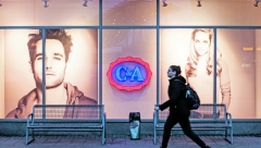 UVALJIVAO DRONJKE PREKO C&A UKRAO 6,5 MILIONA EVRA! Palo i prvo hapšenje zbog afere oko modnog brenda iz Austrije