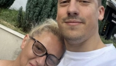 OPROSTILA MU JE SVE UVREDE Baka Prase u zagrljaju majke pokojne Kristine Kike Đukić, jutjuber poslao emotivnu poruku (FOTO)