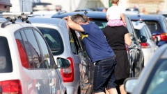 VOZAČI U GROTLU PAKLA! Stvorile se neviđene kolone na granicama, OVDE se najduže čeka na izlazu iz Srbije!